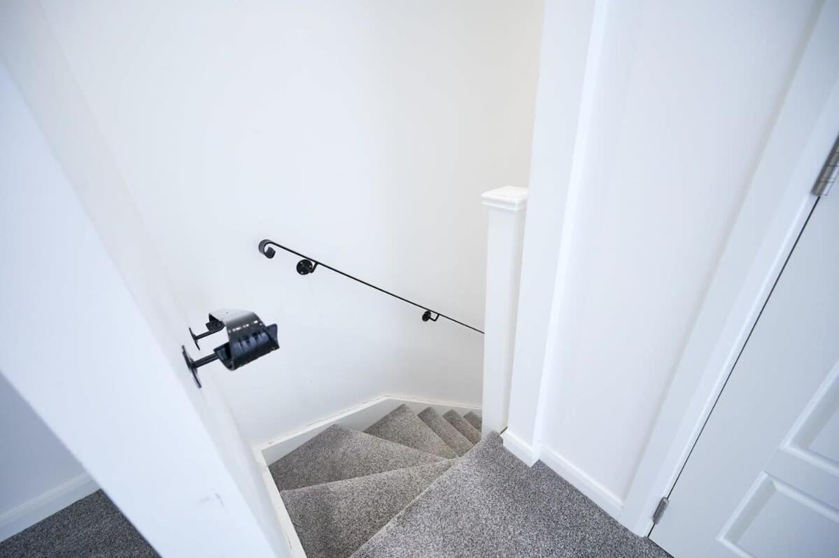 Modern 2 Bedroom Apartment In Preston Preston  Bagian luar foto