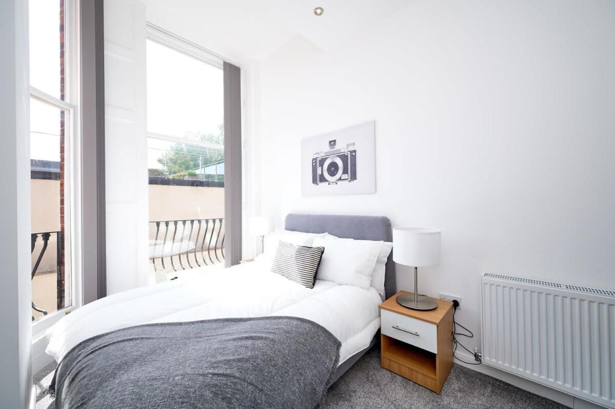 Modern 2 Bedroom Apartment In Preston Preston  Bagian luar foto